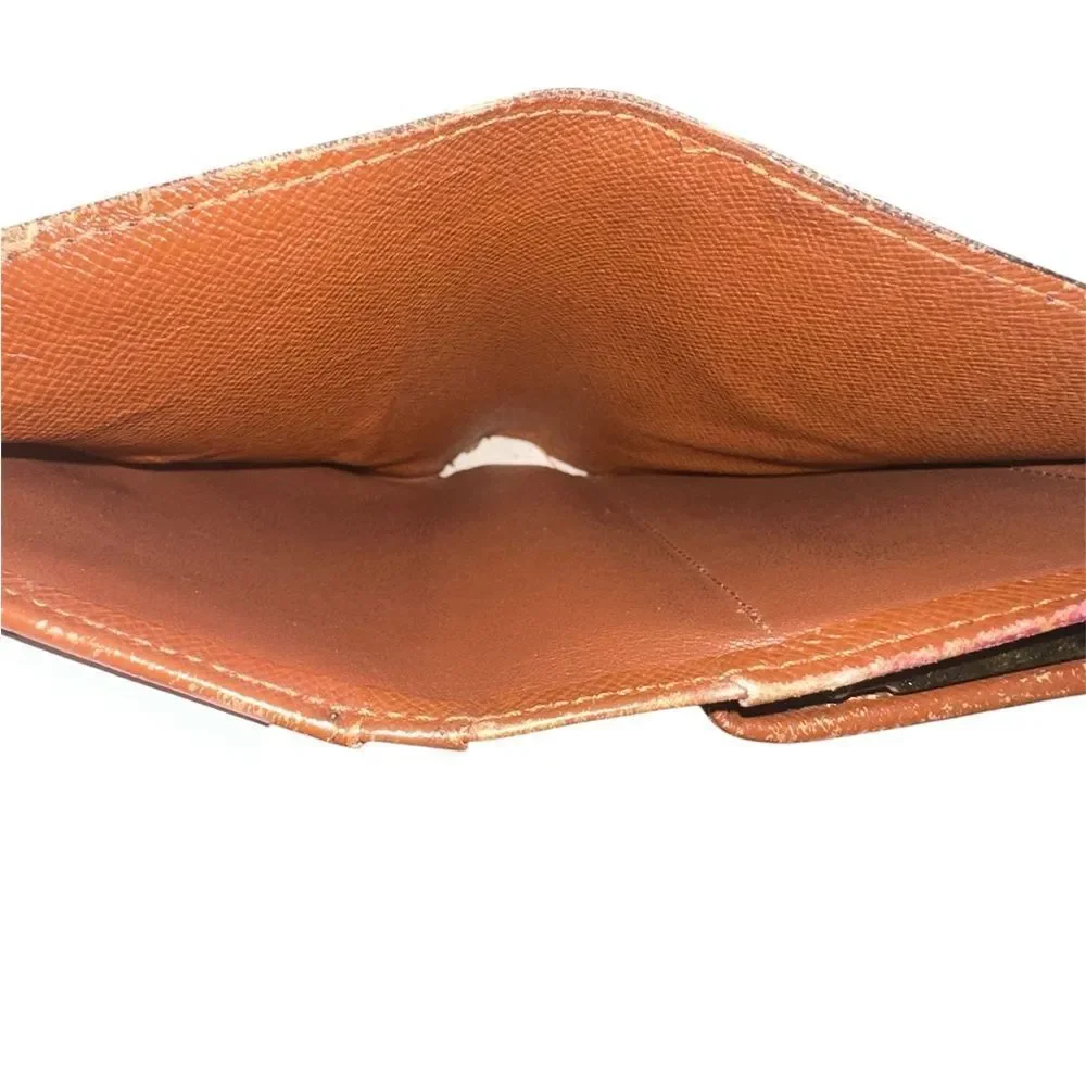 Louis Vuitton Monogram Kisslock Wallet